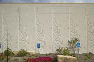 repetitive formliner panels on little six casino