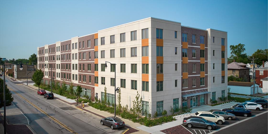 fifth avenue apartments exterior
