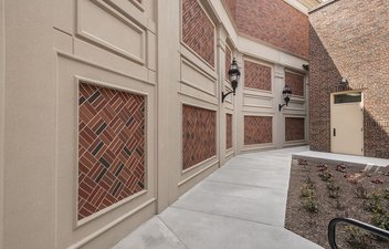 glen ellyn parking garage exterior with prefabricated architectural concrete