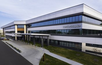exterior of hudson medical center