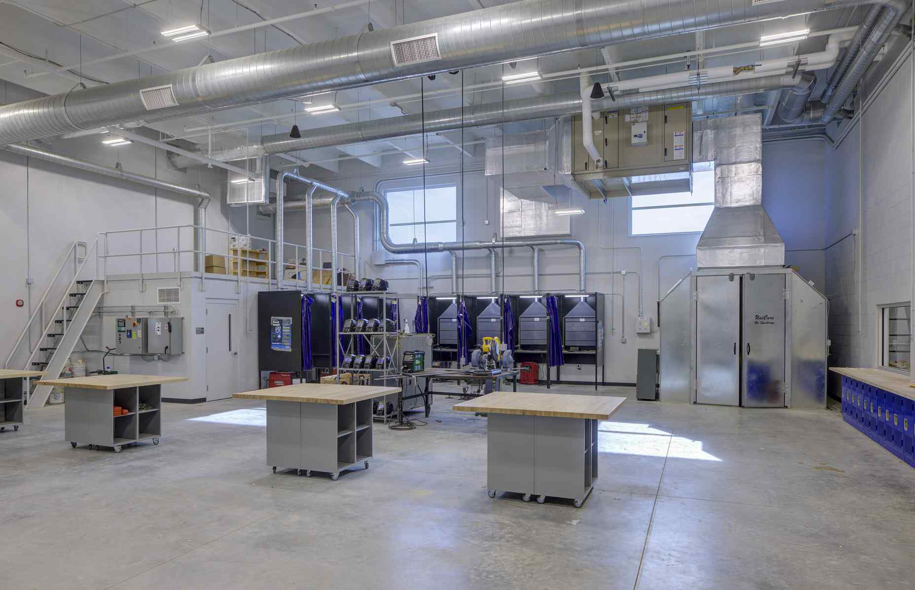 shop classroom inside maple river k12