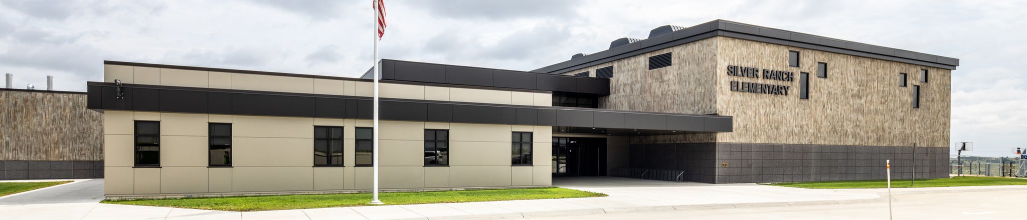 entrance of silver ranch elementary